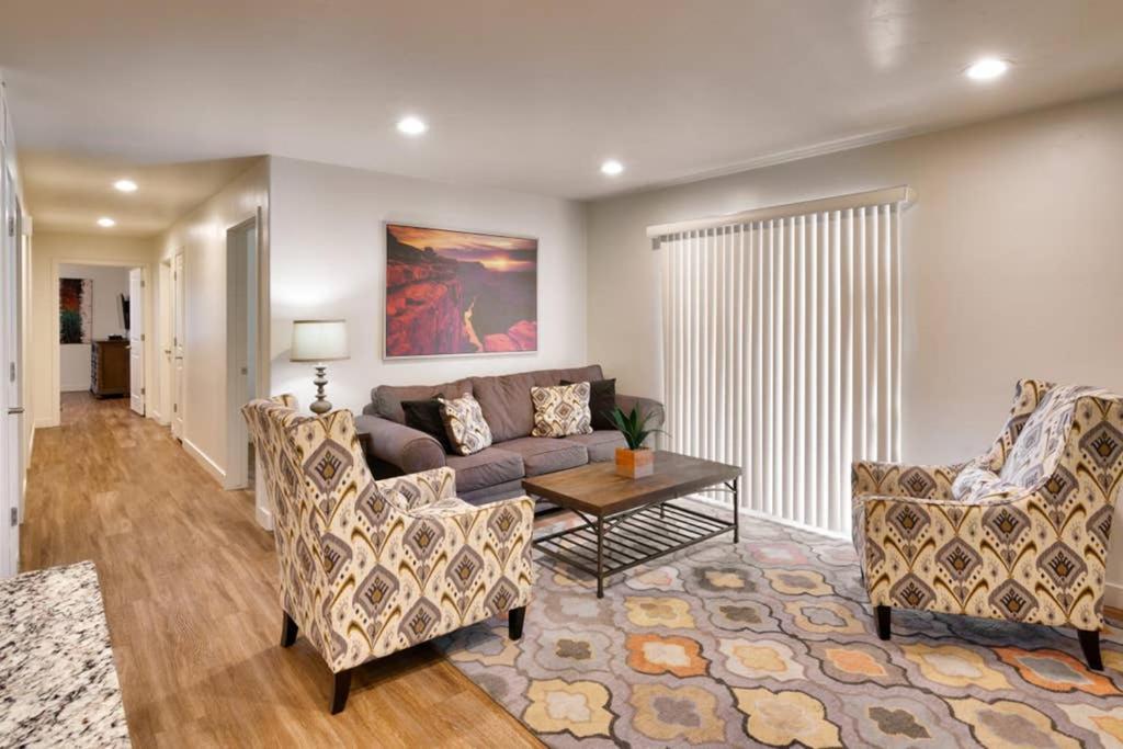 6H Spacious Redcliff Condo, Pool & Hot Tub 모아브 외부 사진